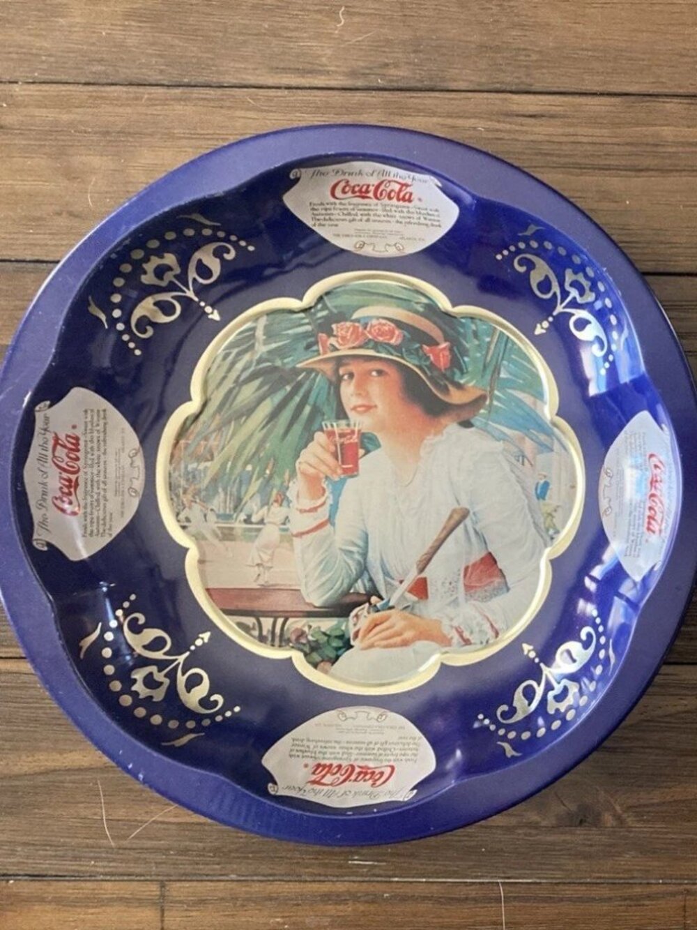 Vintage Coca-Cola Collectors Serving Tin Tray